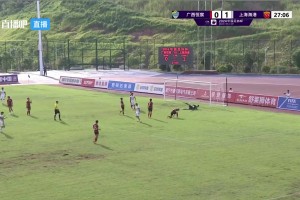 2-0，足協(xié)杯上海海港禁區(qū)內(nèi)輕松傳遞破門擴(kuò)大比分